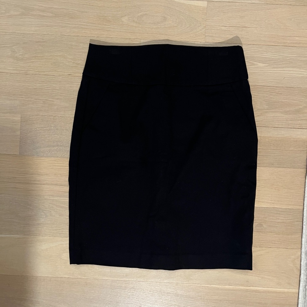 Banana Republic Classic Black Pencil Skirt